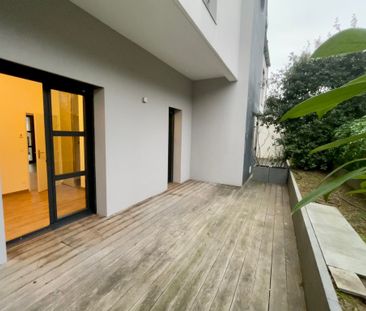 Location Appartement 2 pièces 42m² - Photo 3