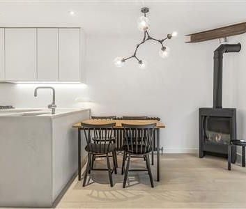 Warriner Gardens, SW11 - Photo 2