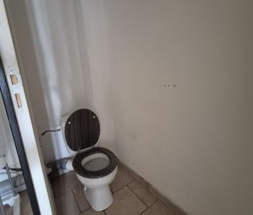 Location Appartement 1 pièce 41m² HAUTMONT 59330 - Photo 2