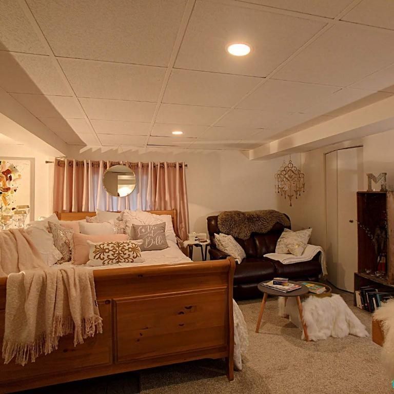 Jumelé 3 étages à louer Loretteville 1 juillet - Photo 1