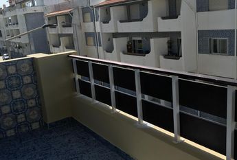 Apartamento T3 Praia da Barra, com cozinha equipada e parcialmente mobilado. Visite!