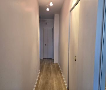 845 Ch. du Bord-du-Lac-Lakeshore, apt. B - Photo 1