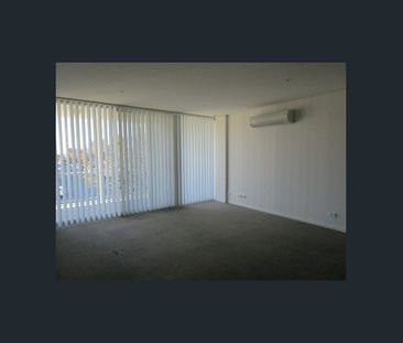 Live in the heart of Mawson Central - Photo 3