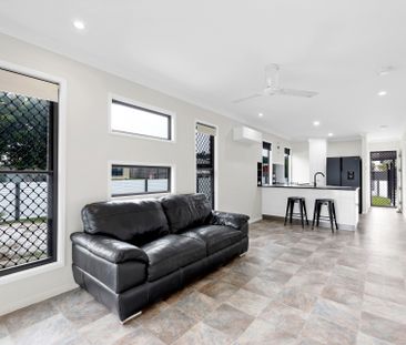 Family Home in Rural View - Photo 6