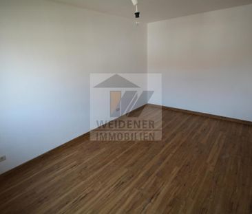 Wohnfreundliche 3-Raum-Wohnung mit Balkon und Tiefgaragenstellplatz! - Photo 1