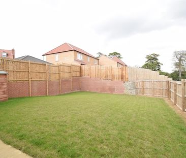 Stanley Hall Drive, Wakefield - Photo 4