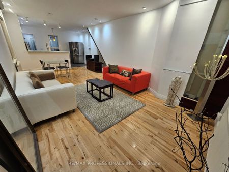 Semi-Detached Home For Lease | E8127806 - Photo 2