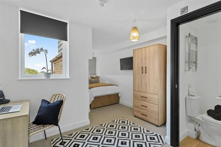 Studio to rent - Photo 2