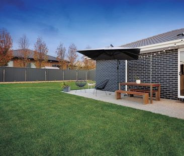 Family Home In Great Location With All The Comforts - Photo 1