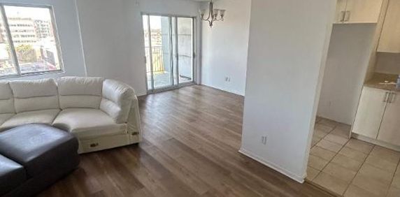 1 CH - 1 SDB - Côte Saint-Luc - $1,595 /mo - Photo 2