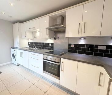 9 Pims Avenue, Belfast, BT4 1PJ - Photo 6