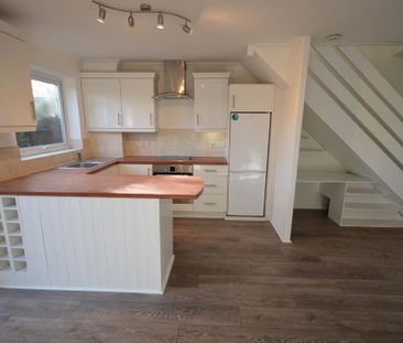 2 bedroom terraced house to rent - Photo 2