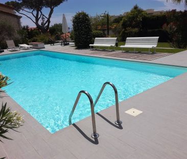 Location Appartement 3 pièces 80m² NICE 06300 - Photo 6