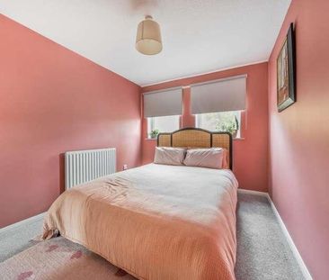 Charlton Place, Newbury, RG14 - Photo 3