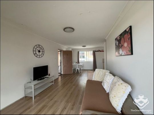 Fully Furnished 2 Bedroom Unit - Photo 1