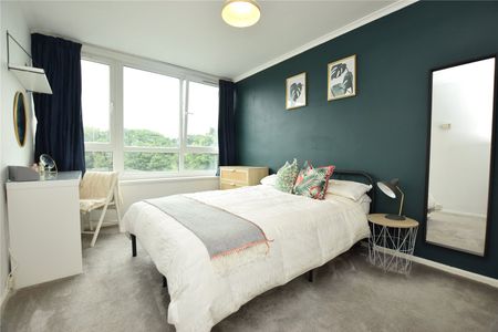 37, Ingledew Court, Leeds, West Yorkshire, LS17 8TP - Photo 4