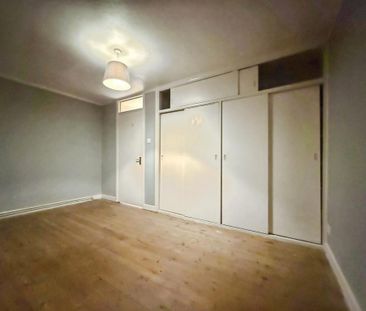 2 bedroom maisonette to rent - Photo 4