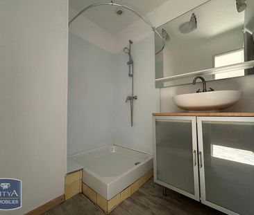 Location Appartement 3 pièces 49m² SORGUES 84700 - Photo 4