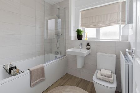 2 bedroom semi-detached house to rent - Photo 3