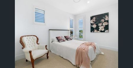 Furnished or Unfurnished Waterfront North Facing Home - Spectacular Views - Photo 4