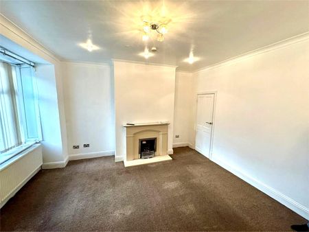 3 Bedroom House - Mid Terrace for Rent - Photo 5