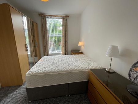 Apt 2 35, 22 Eglantine Avenue, Belfast, BT9 6DX - Photo 3