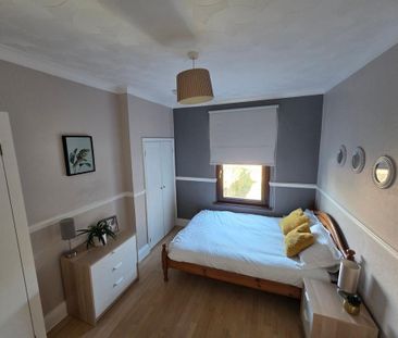 1 bedroom in a house share to rent - Photo 6