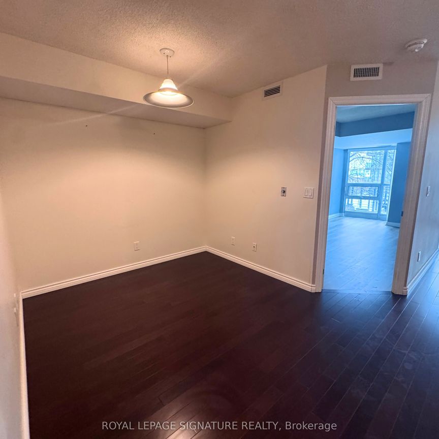 219 Fort York Boulevard #911 - Photo 1