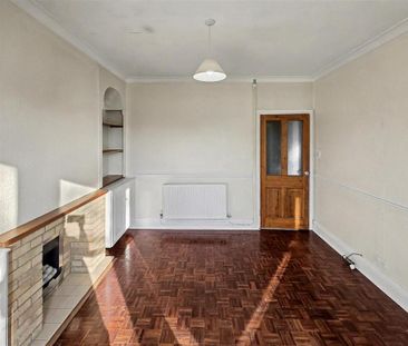 4 bedroom semi-detached house to rent - Photo 4