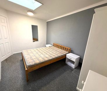 2 bedroom detached bungalow to rent - Photo 4