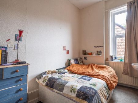 4 bedroom maisonette to rent - Photo 4