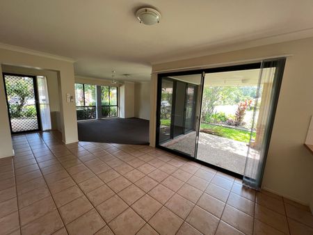 1 Swansdale Close, 4211, Nerang Qld - Photo 3