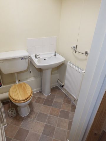 1 bed apartment to rent in Dorset Close, Great Yarmouth - Photo 4