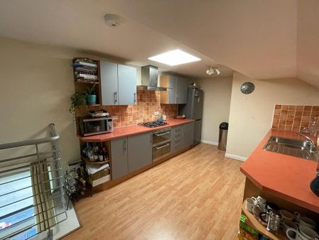 2 bedroom apartment to rent - Photo 5