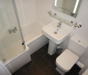 3 bedroom detached house to rent - Photo 3