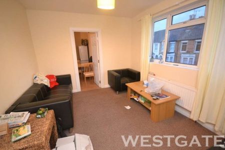 3 Bed - Erleigh Road, Reading - Photo 2