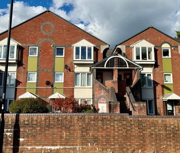 2 bedroom maisonette to rent - Photo 1