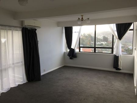 Sunny, Warm, 1 B/R S/C Flat in KEW -great views!! - Photo 4