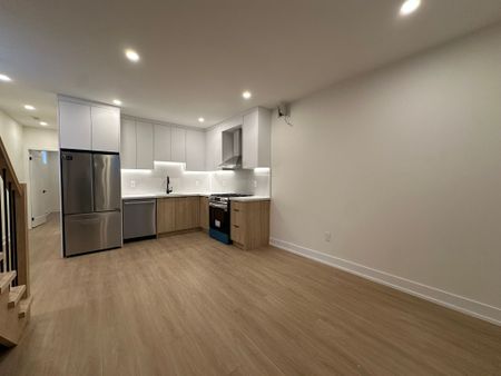 For Lease - 254 Greenwood Avenue Unit# Bsmt, Toronto, Ontario - Photo 5