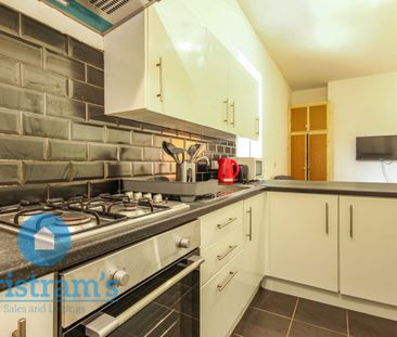 6 bed Flat for Rent - Photo 2