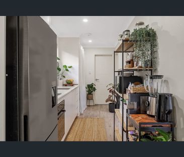 Modern And Convenient Living! - Photo 6