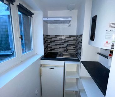 Location Appartement 1 pièce 12m² - Photo 6