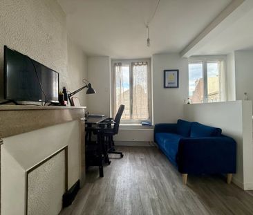 Location Appartement 1 pièce 30m² ST ETIENNE 42000 - Photo 4