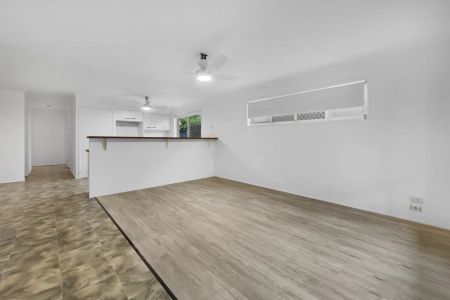 2/5 Lexie Street, Marcoola. - Photo 2