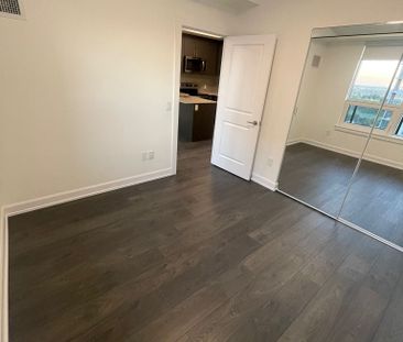 For Lease - 3220 William Coltson Avenue Unit# 1407, Oakville, Ontario - Photo 5