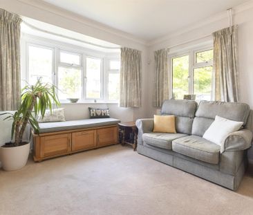 Fairview Road, Stevenage - Photo 1