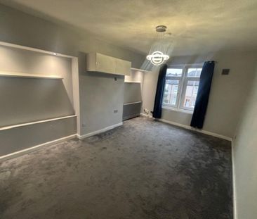 3 bedroom apartment to rent - Photo 4