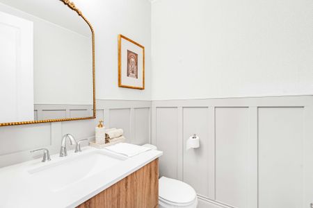 For Lease - 94 Crawford Drive, King, Ontario - Photo 3