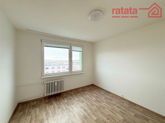 Pronájem bytu 1+1 33 m² - Photo 1