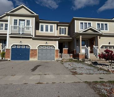 For Lease - 62 Barrister Avenue, Whitby, Ontario - Photo 2